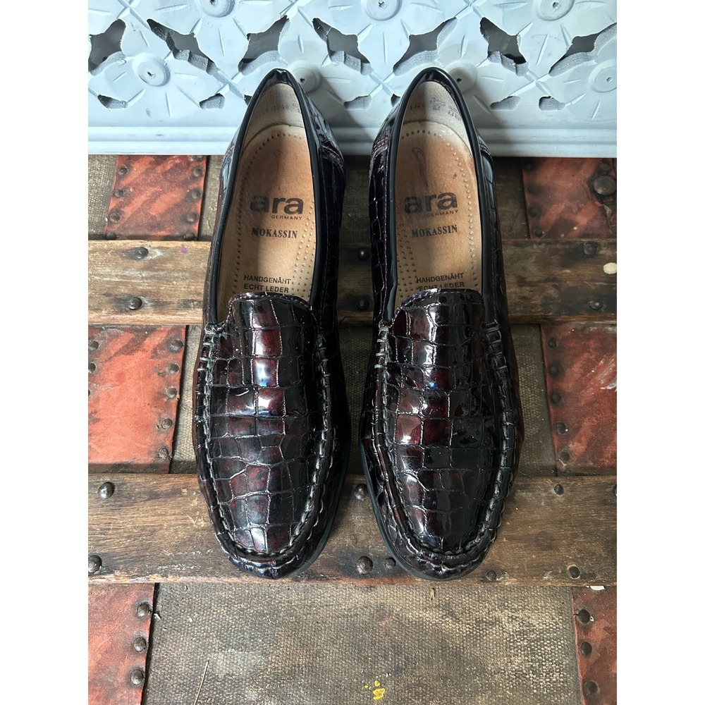 Ara Germany Mokassin Burgundy Croc Embossed Patent Leather Loafers Shoes Size 6